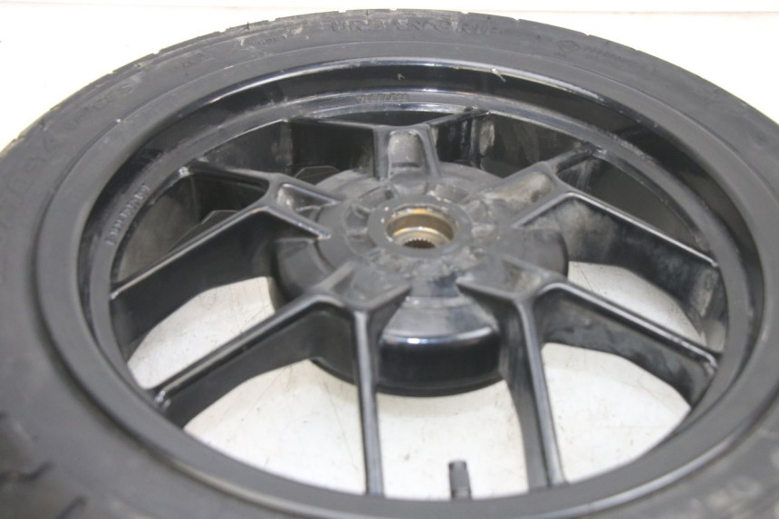 photo de LLANTA TRASERA APRILIA SR 2T 50 (2012 - 2017) - Detalles de los puntos de fijación