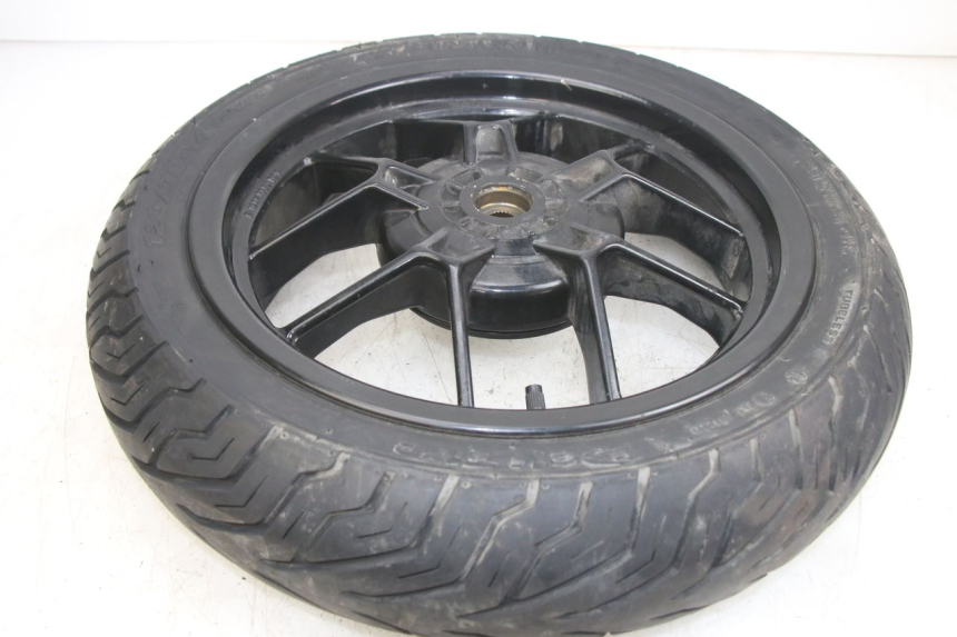 photo de LLANTA TRASERA APRILIA SR 2T 50 (2012 - 2017) - Estado de la superficie y material