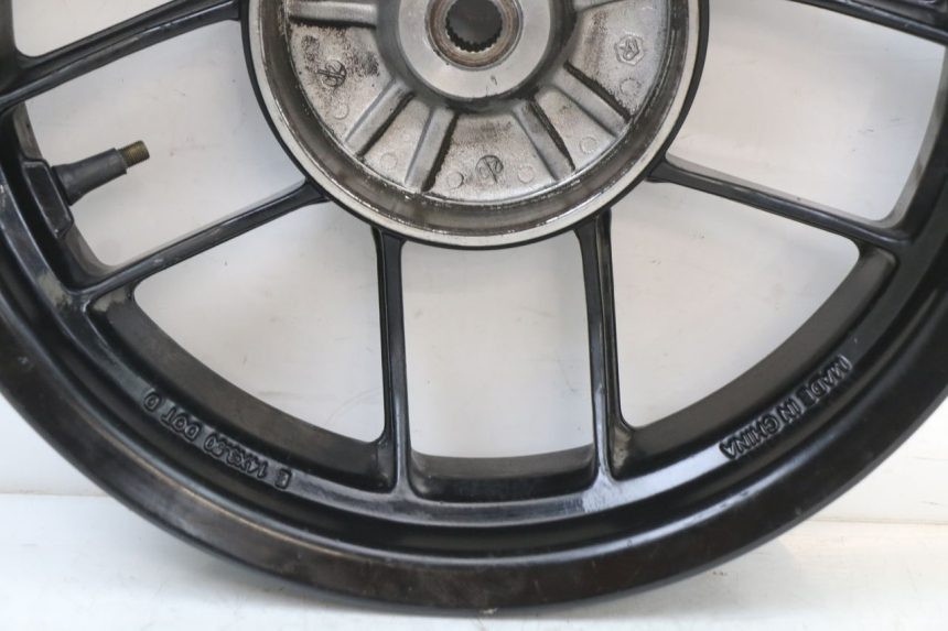 photo de LLANTA TRASERA APRILIA SR 2T 50 (2018 - 2022) - Detalles de los puntos de fijación