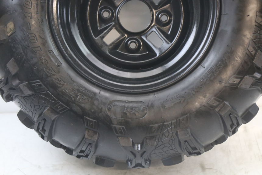 photo de LLANTA TRASERA HYTRACK ST 170 (2020 - 2024) - Características distintivas