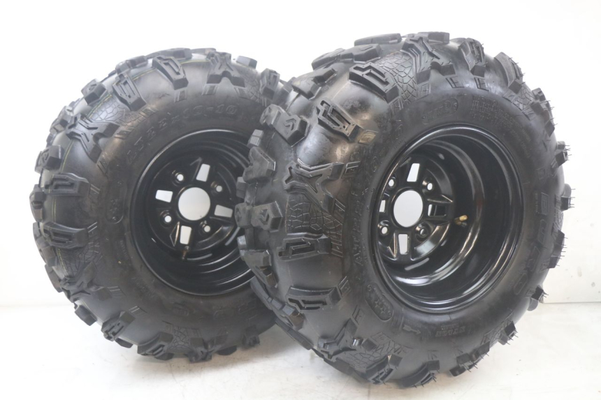 photo de LLANTA TRASERA HYTRACK ST 170 (2020 - 2024) - Inspección visual detallada