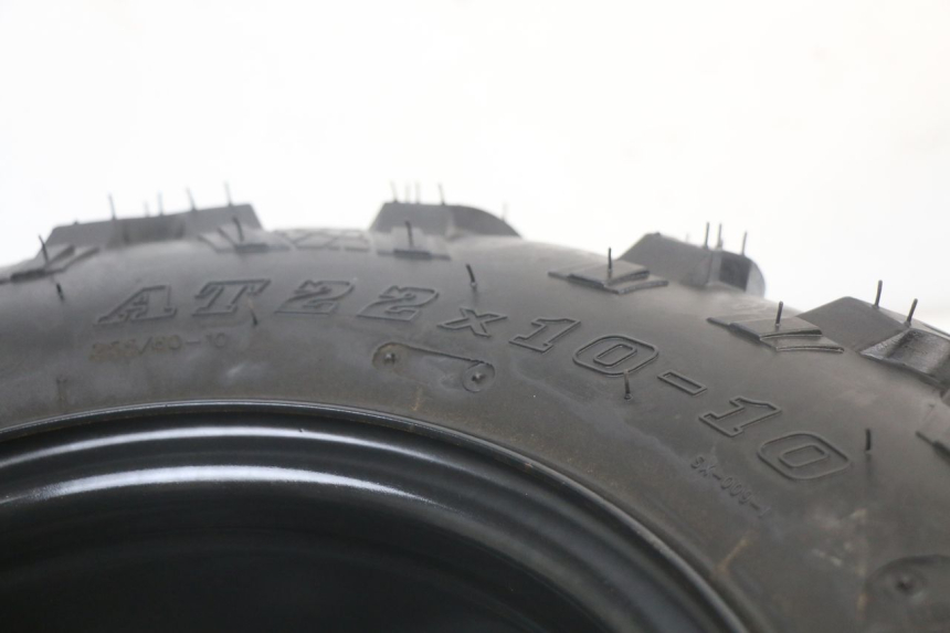 photo de LLANTA TRASERA HYTRACK ST 170 (2020 - 2024) - Zoom calidad de ocasión