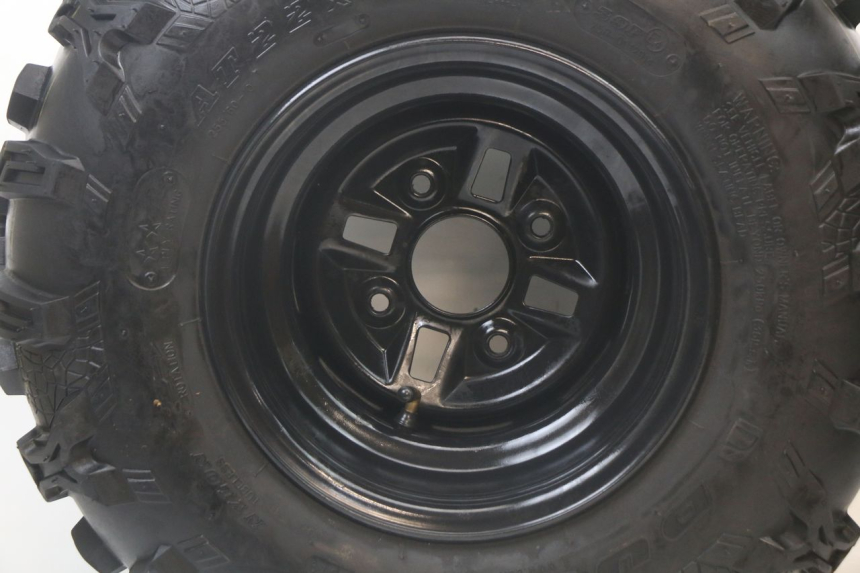 photo de LLANTA TRASERA HYTRACK ST 170 (2020 - 2024) - Detalles de los puntos de fijación