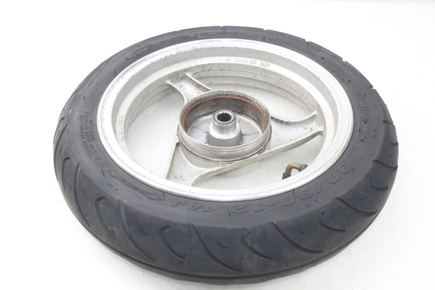 photo de LLANTA TRASERA FYM STRADA 50 (2007 - 2014) - Otra perspectiva