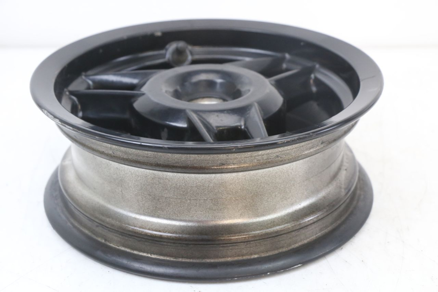 photo de LLANTA TRASERA PEUGEOT STREETZONE 2T 50 (2014 - 2019) - Recambio usado revisado