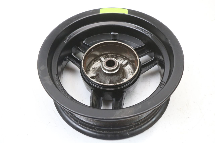 photo de LLANTA TRASERA PEUGEOT STREETZONE I 2T 50 (2018 - 2020) - Características distintivas