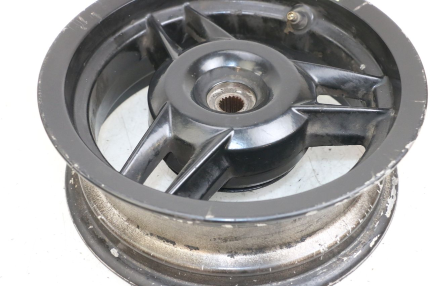 photo de LLANTA TRASERA PEUGEOT STREETZONE I 2T 50 (2018 - 2020) - Características distintivas