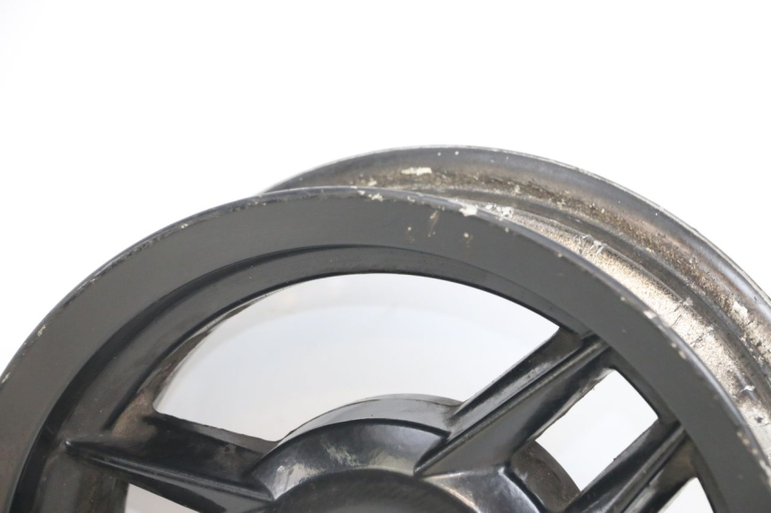 photo de LLANTA TRASERA PEUGEOT STREETZONE I 2T 50 (2018 - 2020) - Detalles de los puntos de fijación