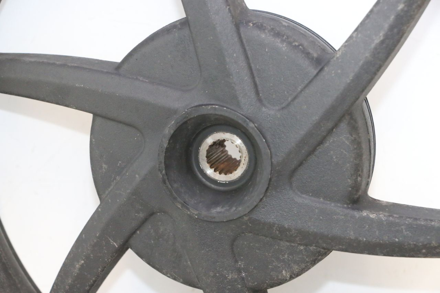 photo de LLANTA TRASERA KYMCO SUPER 8 2T 50 (2007 - 2013) - Detalle de la pieza