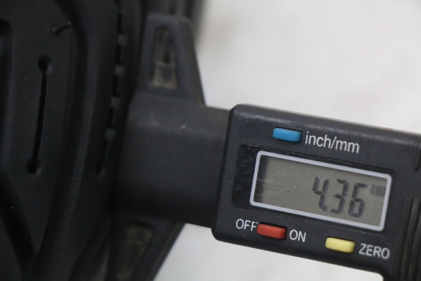 photo de LLANTA TRASERA KYMCO SUPER 8 125 (2008 - 2015) - Primer plano de alta resolución