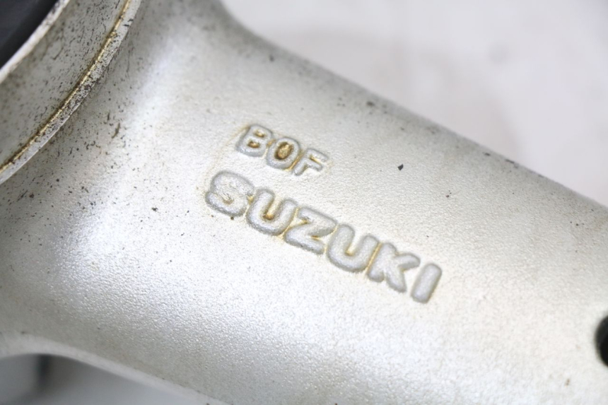 photo de LLANTA TRASERA SUZUKI SV S 650 (1999 - 2002) - Otra vista del artículo