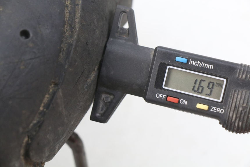 photo de LLANTA TRASERA PEUGEOT SV 80 (1993 - 1997) - Detalle de la pieza