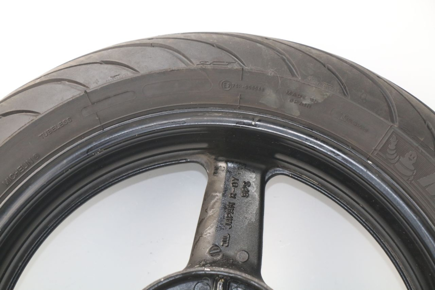 photo de LLANTA TRASERA YAMAHA TDM ABS 900 (2002 - 2014) - Detalles de los puntos de fijación