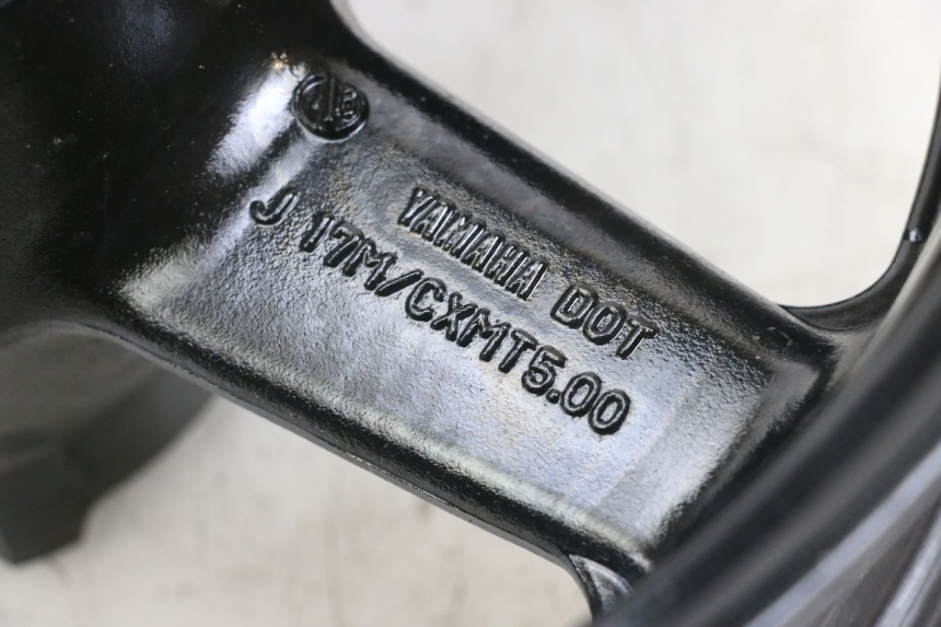 photo de LLANTA TRASERA YAMAHA TDM ABS 900 (2002 - 2014) - Detalle de la pieza