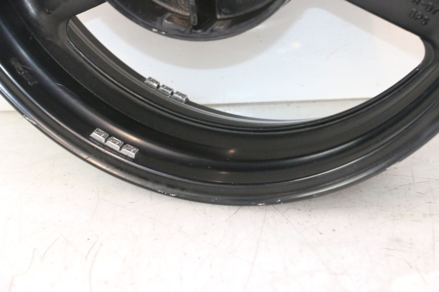 photo de LLANTA TRASERA YAMAHA TDM ABS 900 (2002 - 2014) - Recambio usado revisado