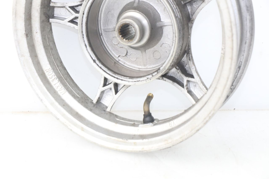 photo de LLANTA TRASERA BAOTIAN TRAVEL SPIRIT 50 (2010 - 2012) - Detalle de la pieza