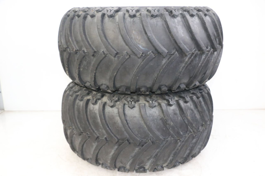 photo de LLANTA TRASERA HONDA TRX 300 (1988 - 2000) - Primer plano técnico