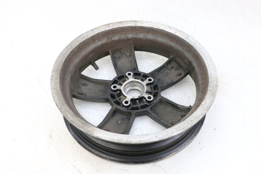 photo de LLANTA TRASERA PIAGGIO VESPA GTS SUPER IE 125 (2009 - 2016) - Características distintivas