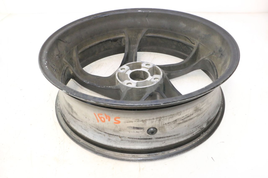 photo de LLANTA TRASERA HONDA VFR FI RC46 800 (1998 - 2001) - Detalles de los puntos de fijación