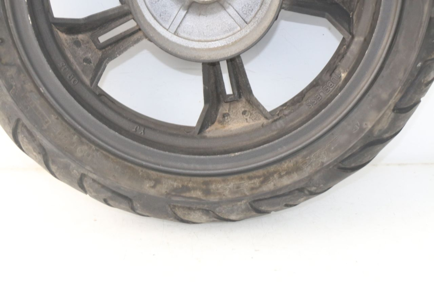 photo de LLANTA TRASERA EUROCKA VIRTUALITY GT 4T 50 (2011 - 2017) - Detalles de los puntos de fijación