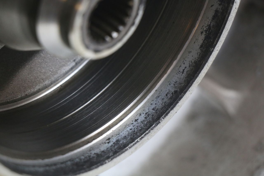 photo de LLANTA TRASERA PEUGEOT VIVACITY NEW 4T 50 (2008 - 2017) - Detalle de la pieza