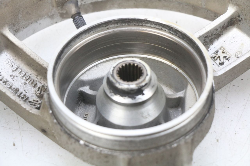 photo de LLANTA TRASERA PEUGEOT VIVACITY NEW 4T 50 (2008 - 2017) - Características distintivas