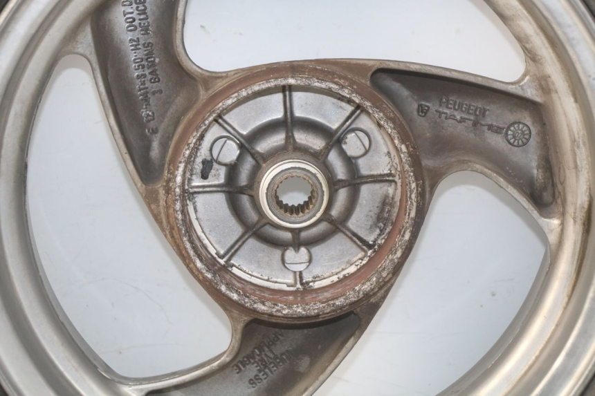 photo de LLANTA TRASERA PEUGEOT VIVACITY 100 (1999 - 2008) - Otra vista del artículo