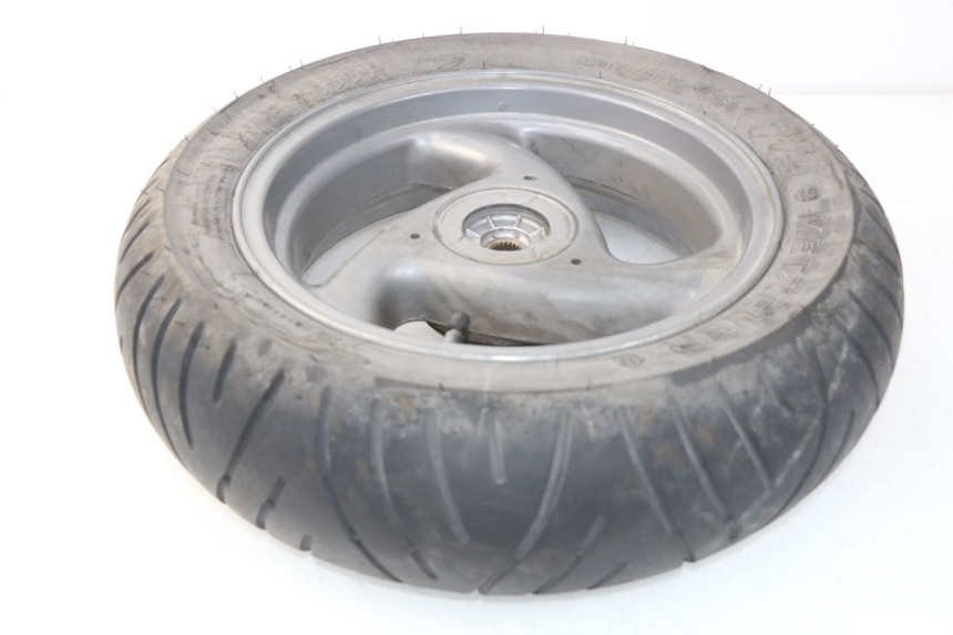 photo de LLANTA TRASERA PEUGEOT VIVACITY 100 (1999 - 2008) - Detalles de los puntos de fijación