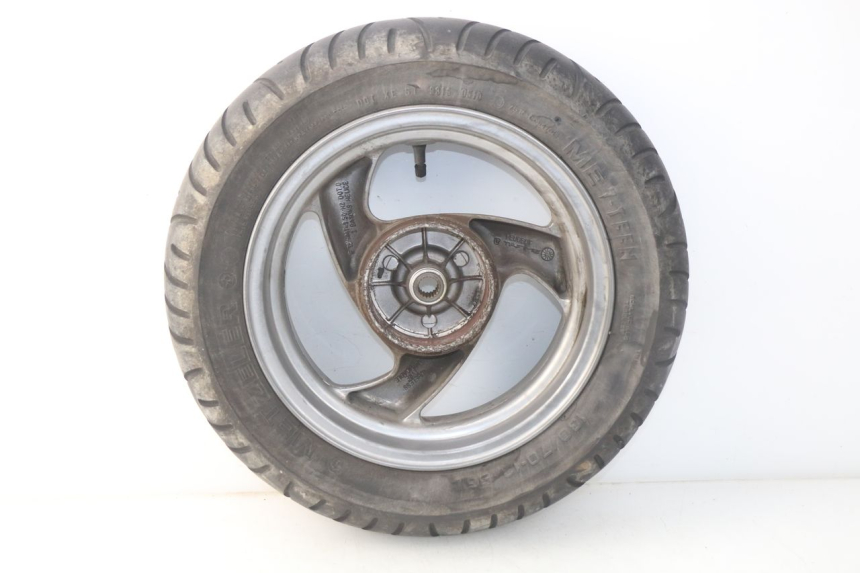 photo de LLANTA TRASERA PEUGEOT VIVACITY 100 (1999 - 2008) - Estado de la superficie y material