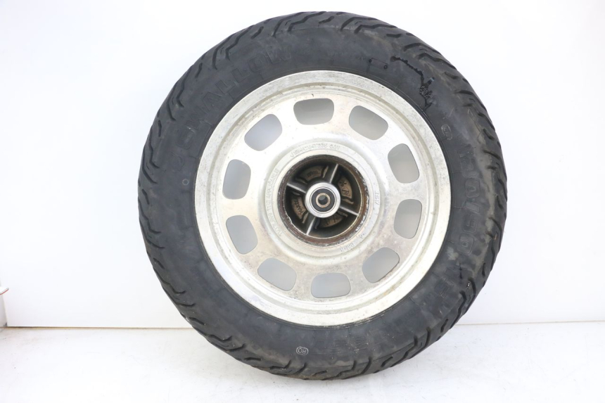 photo de LLANTA TRASERA DAELIM VL DAYSTAR 125 (2000 - 2011) - Detalle de la pieza