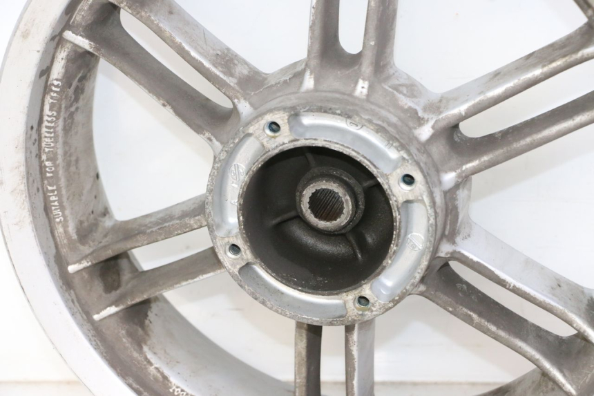 photo de LLANTA TRASERA YAMAHA X-CITY XCITY 125 (2007 - 2013) - Zoom sobre los componentes