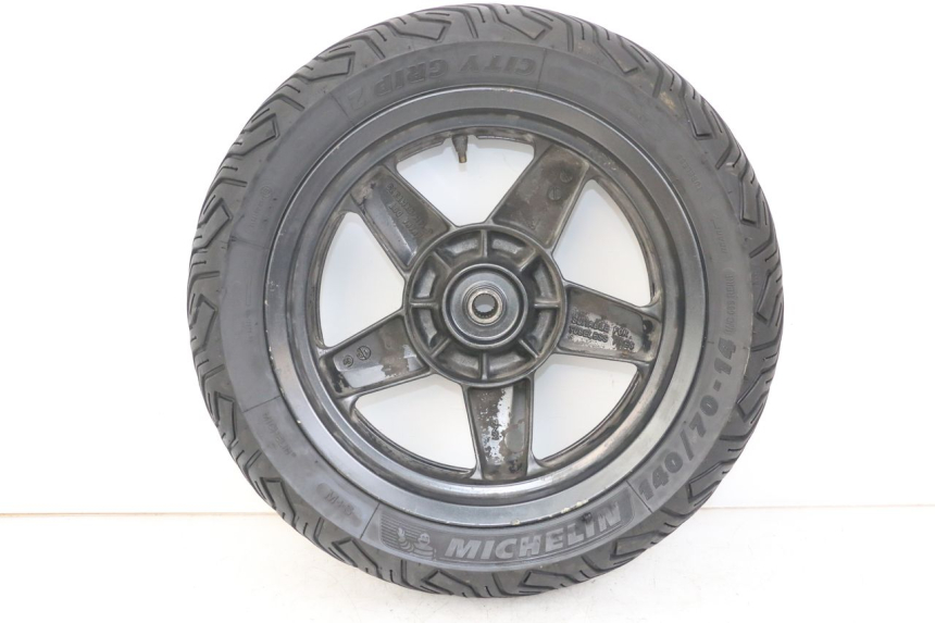 photo de LLANTA TRASERA YAMAHA XMAX X-MAX 125 (2006 - 2009) - Detalle de la pieza