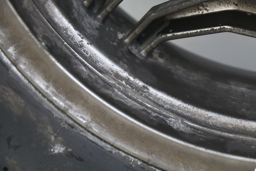 photo de LLANTA TRASERA KYMCO X-TOWN XTOWN 125 (2016 - 2021) - Características distintivas