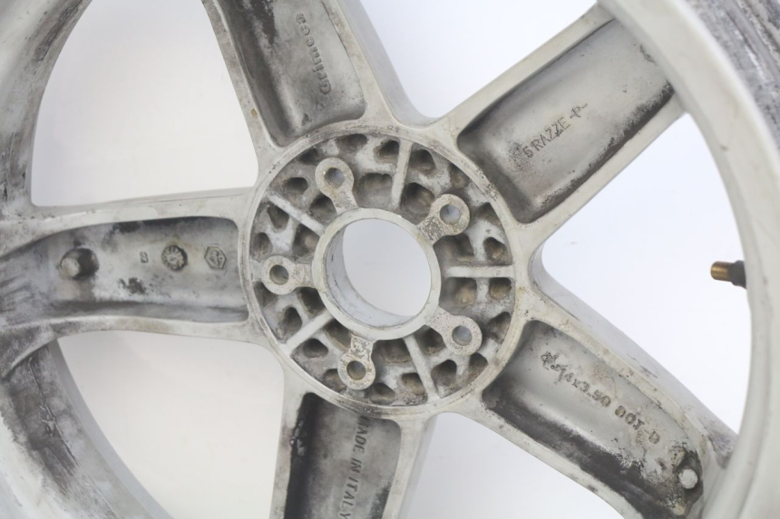 photo de LLANTA TRASERA PIAGGIO X9 EVOLUTION 125 (2003 - 2007) - Primer plano técnico