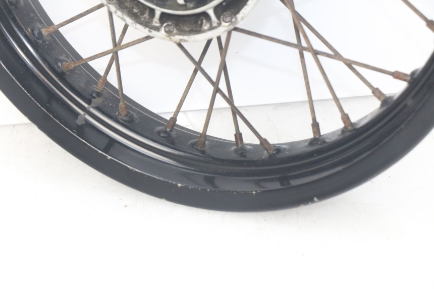 photo de LLANTA TRASERA SUZUKI XF FREEWIND 650 (1997 - 2003) - Inspección visual detallada