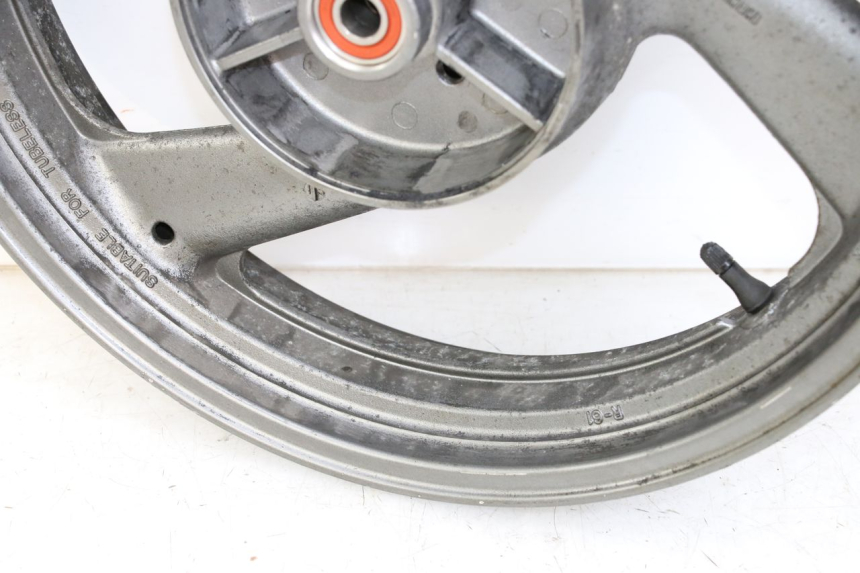 photo de LLANTA TRASERA YAMAHA XJ600 XJ DIVERSION 600 (1992 - 1997) - Otra perspectiva