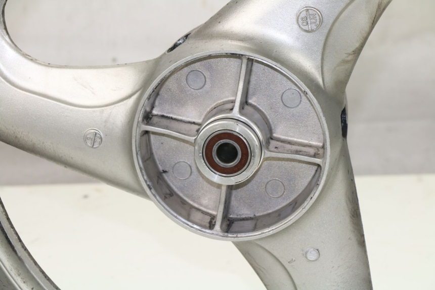 photo de LLANTA TRASERA HONDA XLV VARADERO 125 (2000 - 2006) - Otra vista del artículo