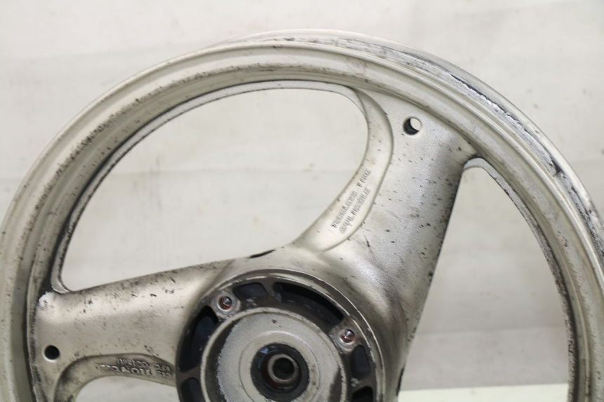 photo de LLANTA TRASERA HONDA XLV VARADERO 125 (2000 - 2006) - Detalles de los puntos de fijación