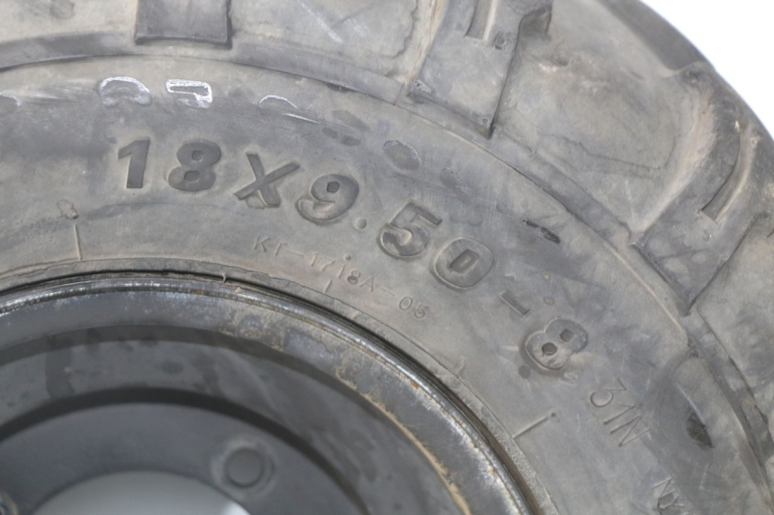 photo de LLANTA TRASERA SHINERAY XY150STE 150 - Primer plano de alta resolución