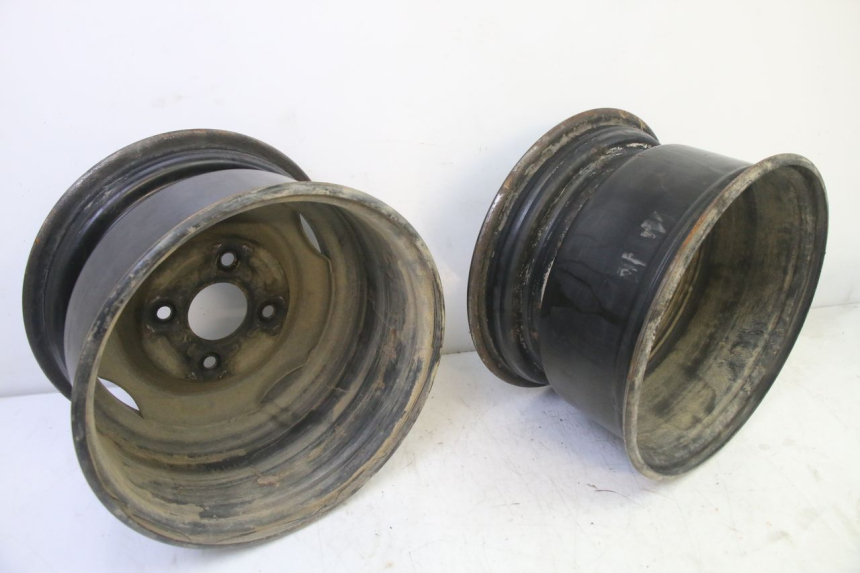 photo de LLANTA TRASERA YAMAHA YFM GRIZZLY 550 (2008 - 2015) - Perfil de la pieza de repuesto