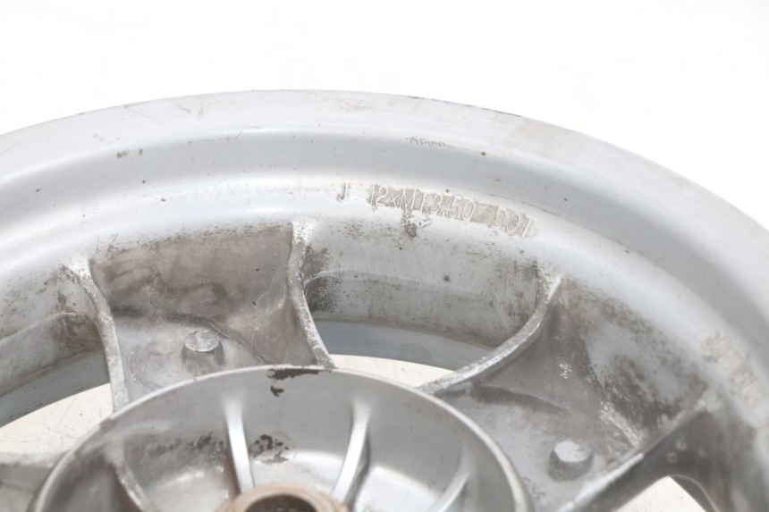 photo de LLANTA TRASERA YAMAHA YP MAJESTY 125 (1998 - 2001) - Detalle de la pieza