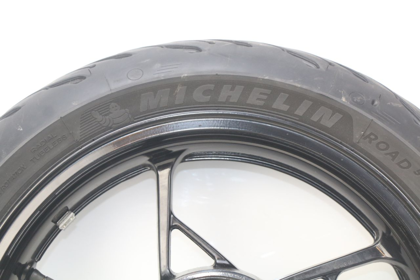 photo de LLANTA TRASERA KAWASAKI Z 650 (2016 - 2019) - Estado de la superficie y material