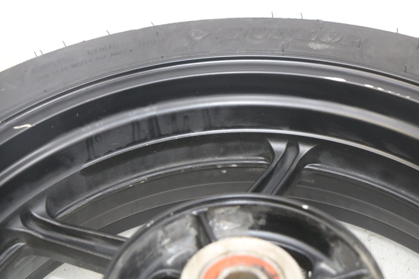 photo de LLANTA TRASERA KAWASAKI Z 750 (2007 - 2013) - Detalles de los puntos de fijación