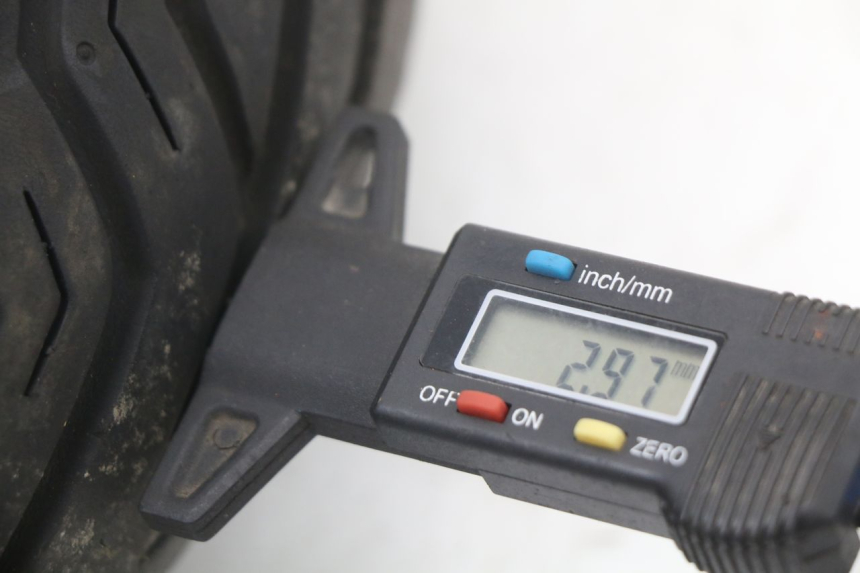 photo de LLANTA TRASERA PIAGGIO ZIP 4T 50 (2018 - 2020) - Otra vista del artículo