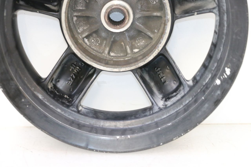 photo de LLANTA TRASERA PIAGGIO ZIP 4T 50 (2018 - 2020) - Estado de la superficie y material