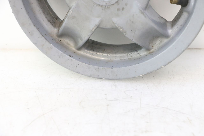 photo de LLANTA TRASERA PIAGGIO ZIP 4T 50 (2006 - 2017) - Detalles de los puntos de fijación