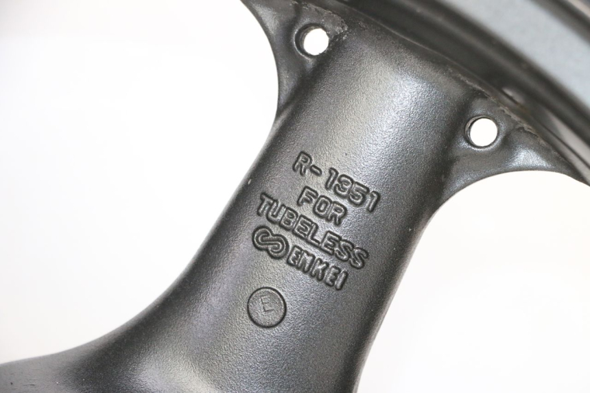 photo de LLANTA TRASERA KAWASAKI ZR 7 750 (1999 - 2004) - Características distintivas