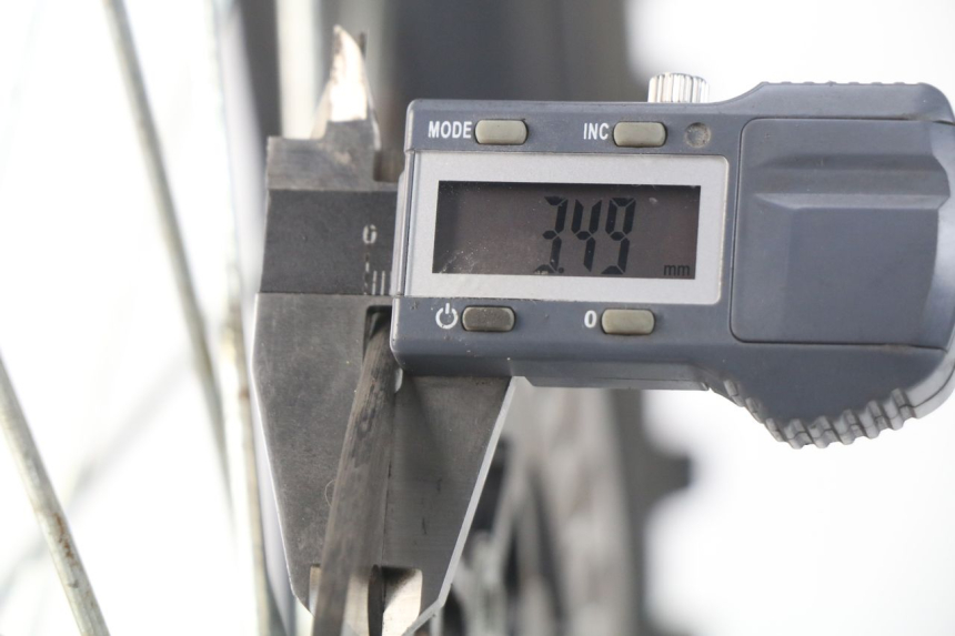 photo de RUEDA DELANTERA ORION AGB37 CRF1 DIRT BIKE 125 (2013 - 2021) - Detalle de la pieza