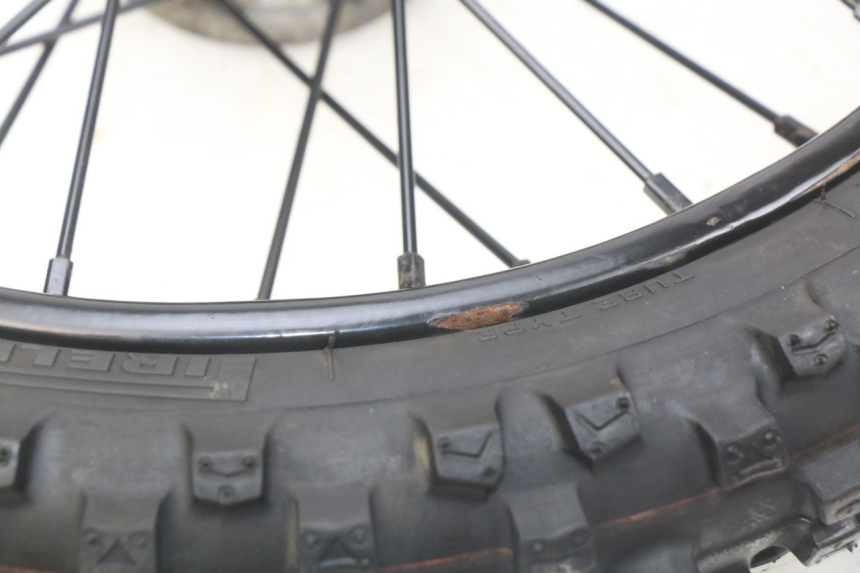 photo de RUEDA DELANTERA ORION AGB37 CRF1 DIRT BIKE 125 (2013 - 2021) - Primer plano técnico