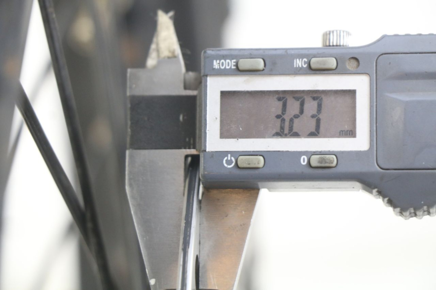 photo de RUEDA DELANTERA ORION AGB37 CRF1 DIRT BIKE 125 (2013 - 2021) - Zoom estado de uso